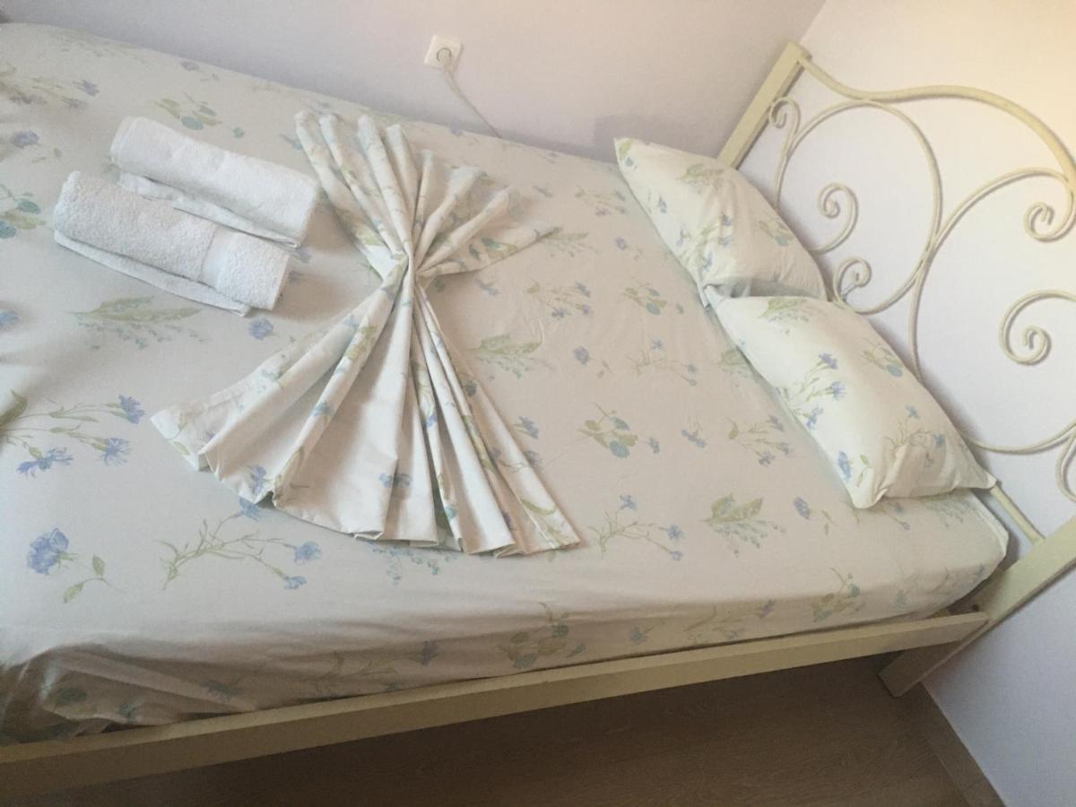 Centrally Located Private Rooms Heraklion  ภายนอก รูปภาพ