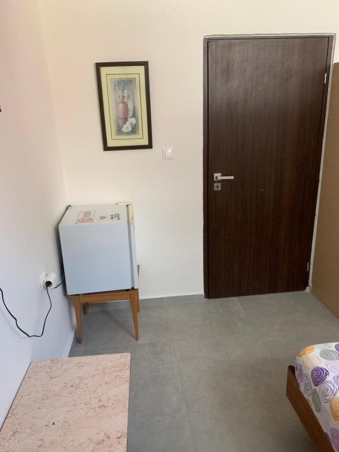 Centrally Located Private Rooms Heraklion  ภายนอก รูปภาพ
