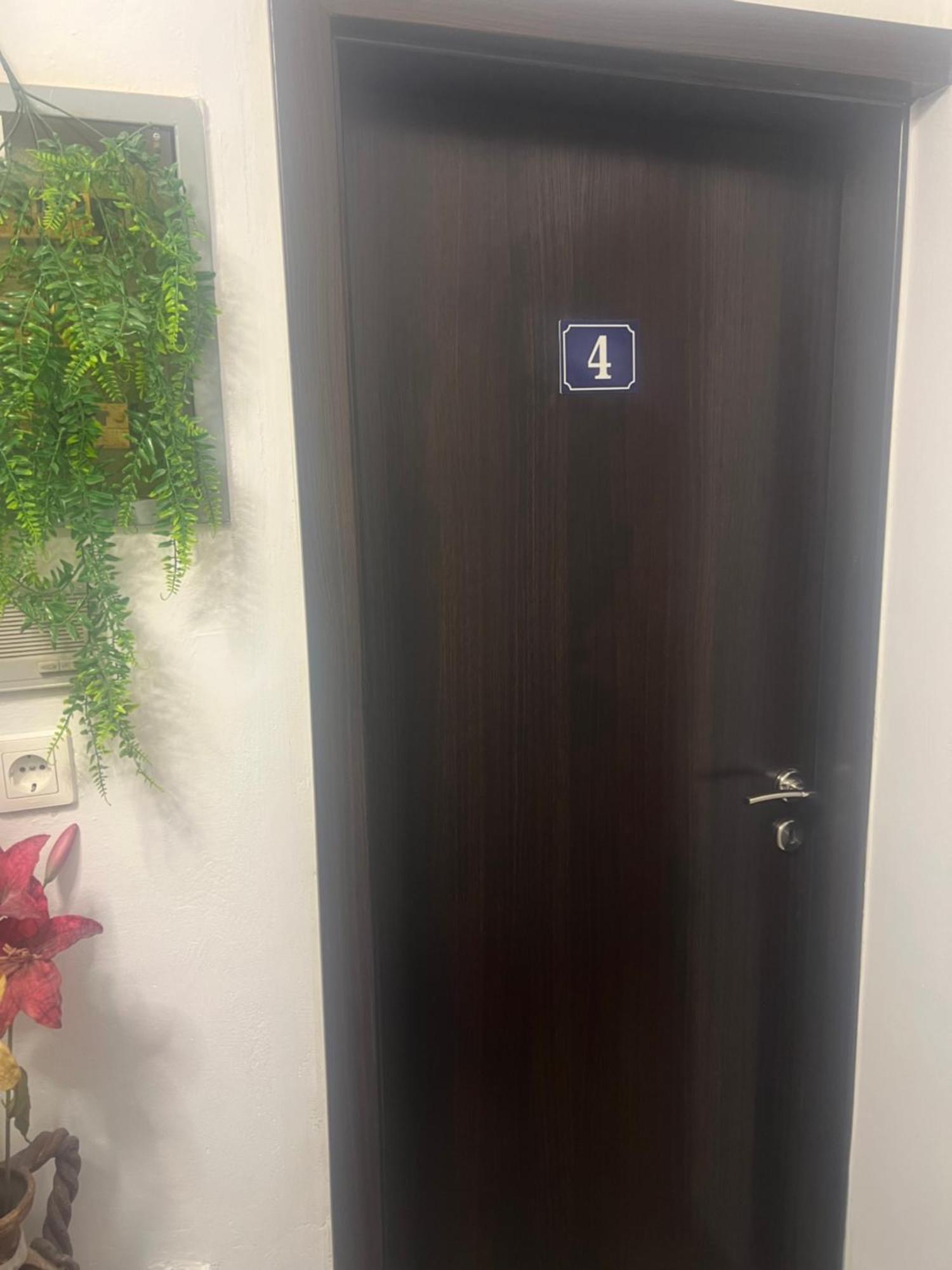 Centrally Located Private Rooms Heraklion  ภายนอก รูปภาพ